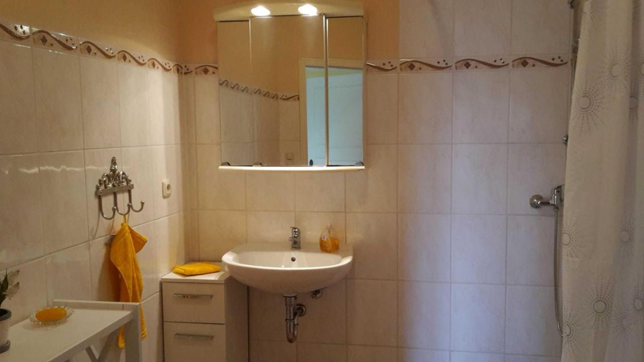 Schoene Ferienwohnung Im Alten Gasthaus In Stoltebuell 外观 照片